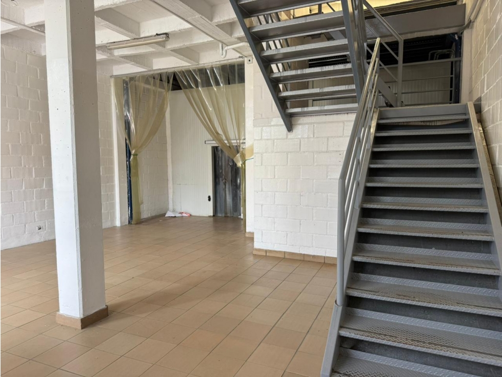 BODEGA DISPONIBLE PARA ARRIENDO EN RIONEGRO. — foto 6