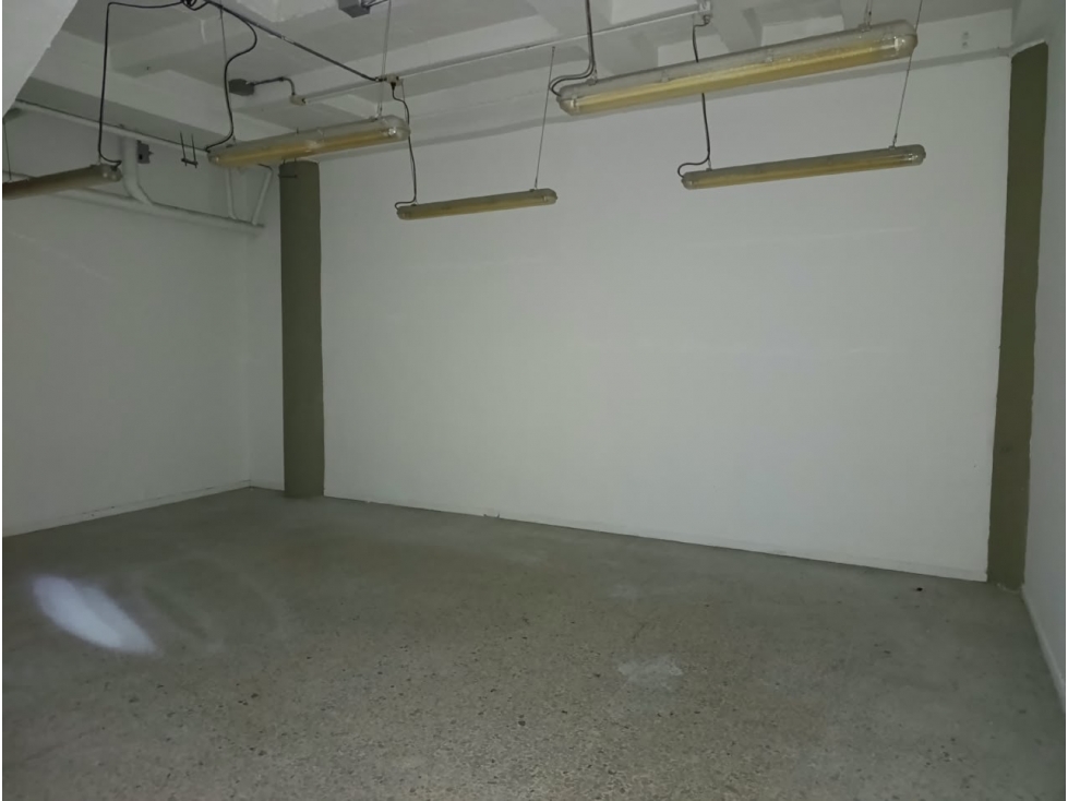 BODEGA EN ARRIENDO ENVIGADO- AVENIDA LAS VEGAS - 5