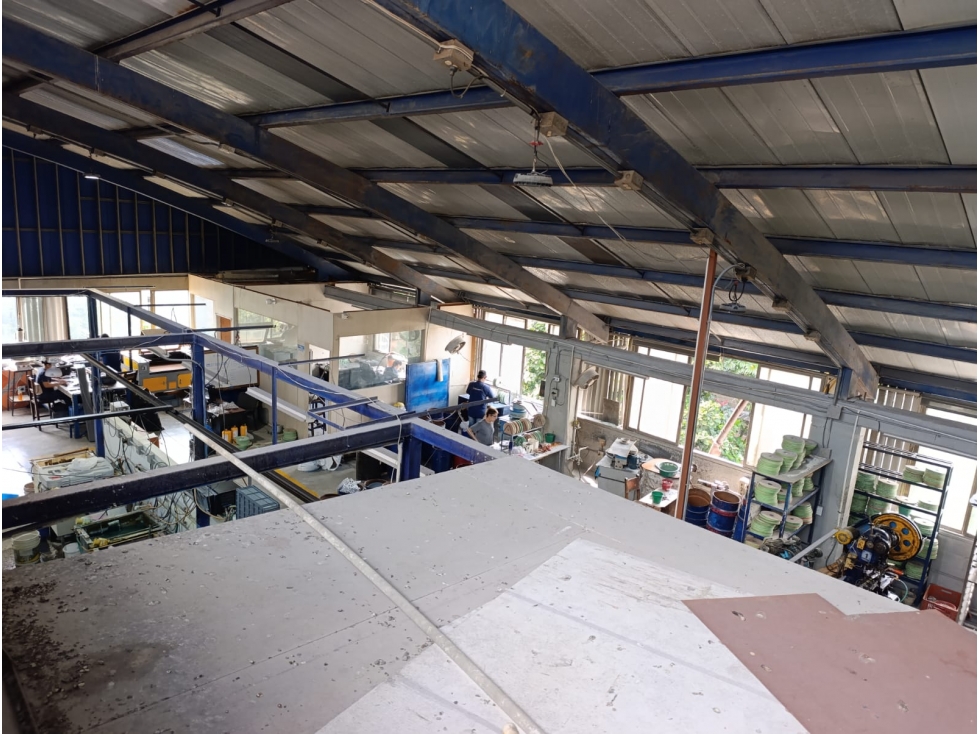 BODEGA EN VENTA MEDELLIN- LA AGUACATALA — foto 4