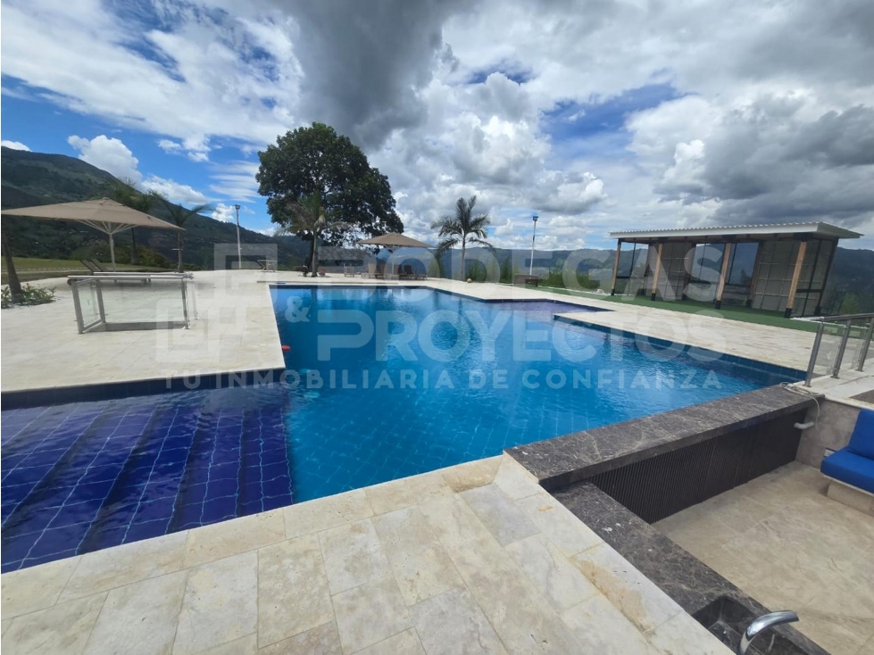 FINCA DISPONIBLE PARA VENTA EN COPACABANA - 6