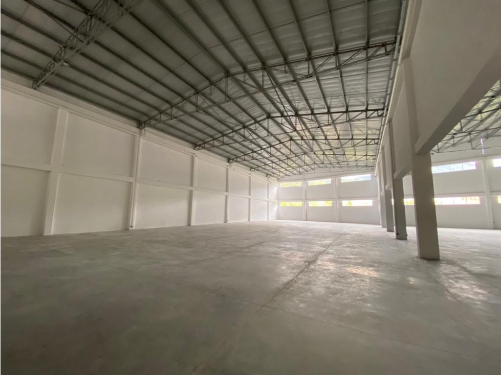 BODEGA DISPONIBLE PARA ARRIENDO EN GIRARDOTA - 3