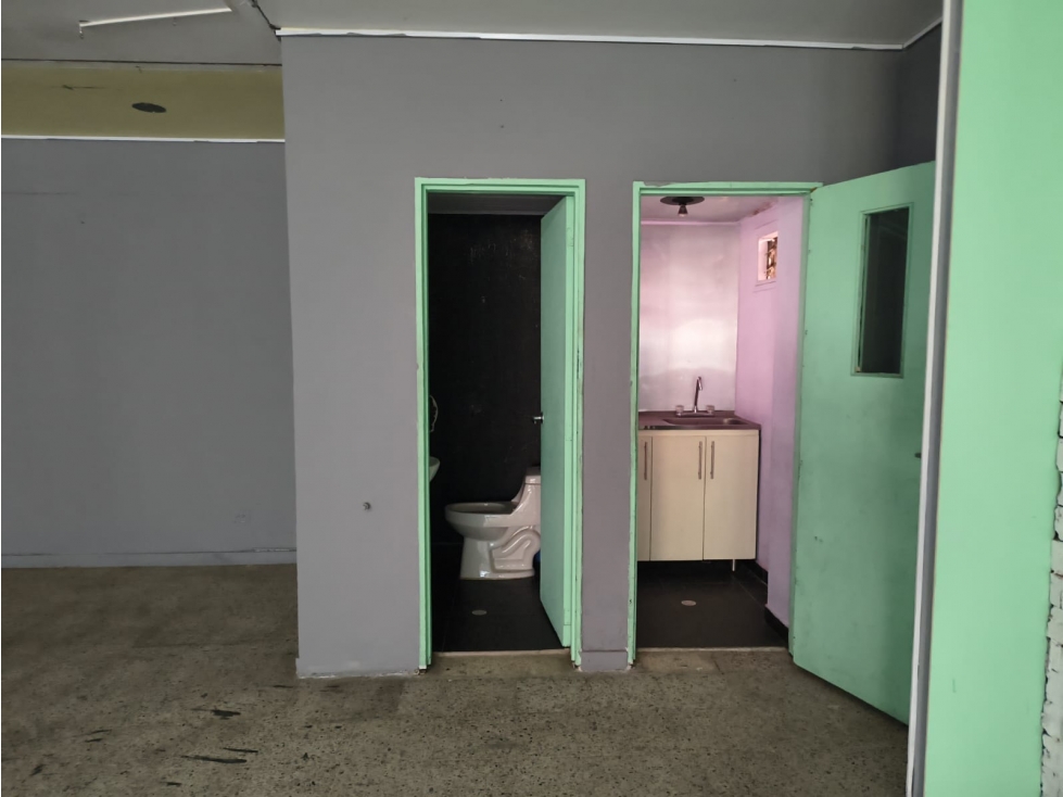 LOCAL DISPONIBLE PARA ARRIENDO EN ZONA INDUSTRIAL DE BELEN — foto 3