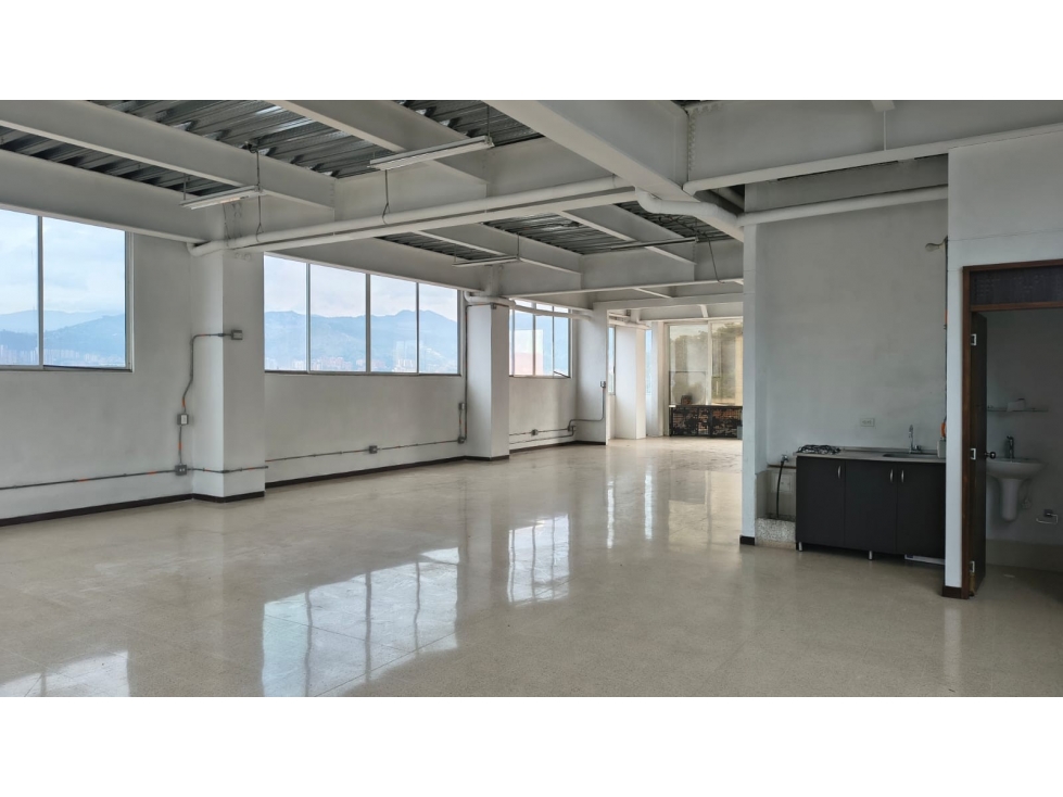 OFICINA DISPONIBLE PARA ARRIENDO UBICADA EN PERPETUO SOCORRO — foto 3