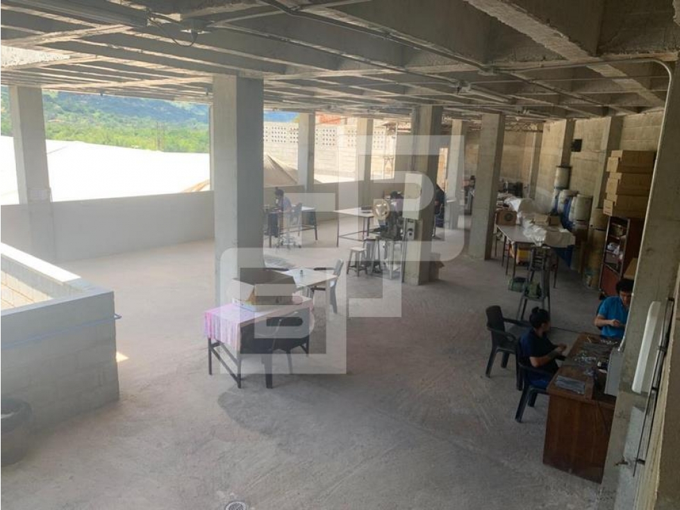 BODEGA DISPONIBLE PARA VENTA EN GIRARDOTA - 6