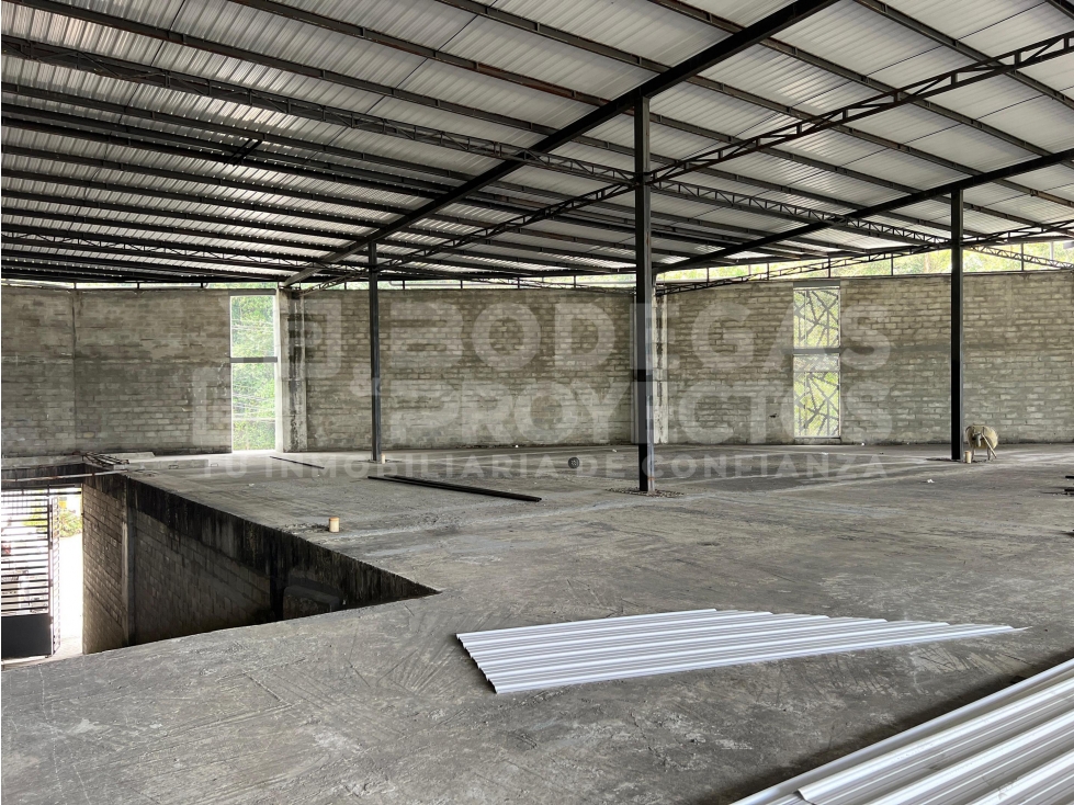 BODEGA DISPONIBLE PARA ARRIENDO EN LA ESTRELLA - 2