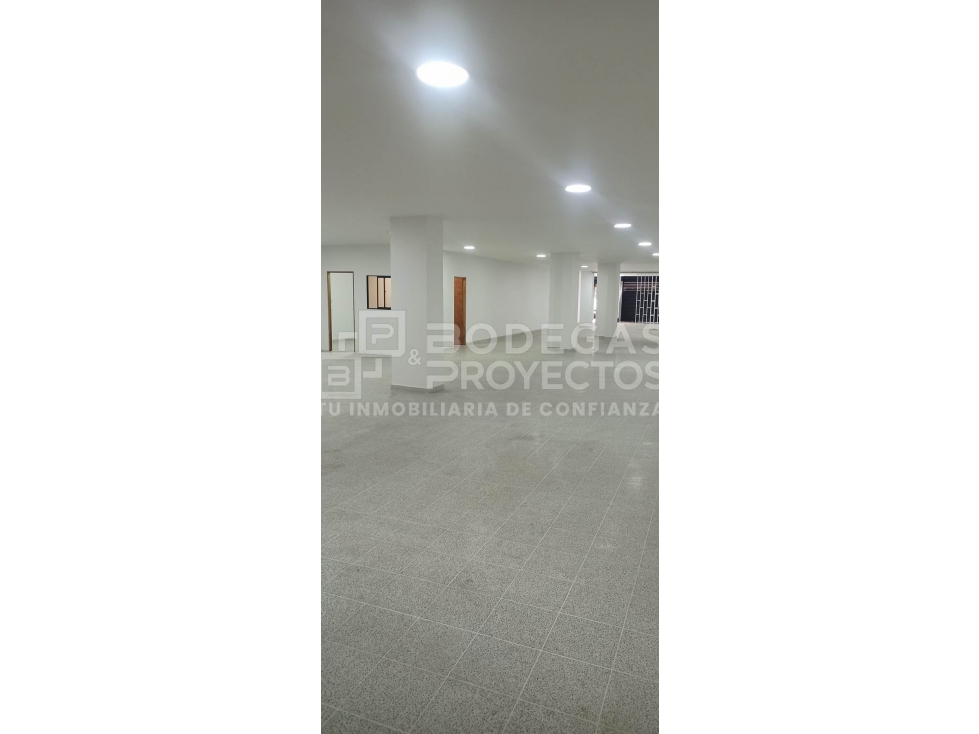 ARRIENDO LOCAL EN ITAGUI - 5