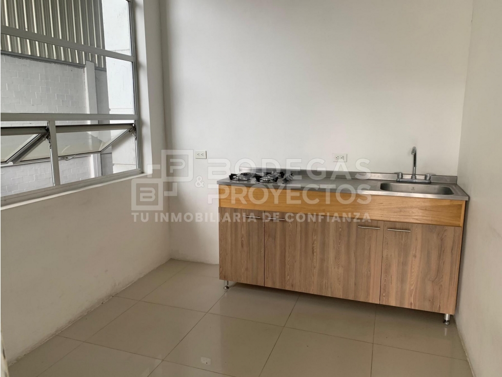 BODEGA DISPONIBLE PARA VENTA EN LA ESTRELLA - 6