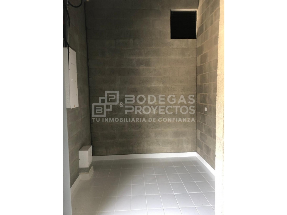 BODEGA PARA ARRIENDO COPACABANA - 6