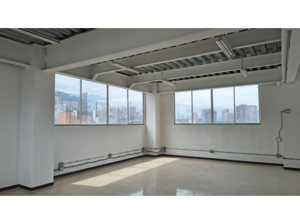 OFICINA DISPONIBLE PARA ARRIENDO UBICADA EN PERPETUO SOCORRO — foto 6