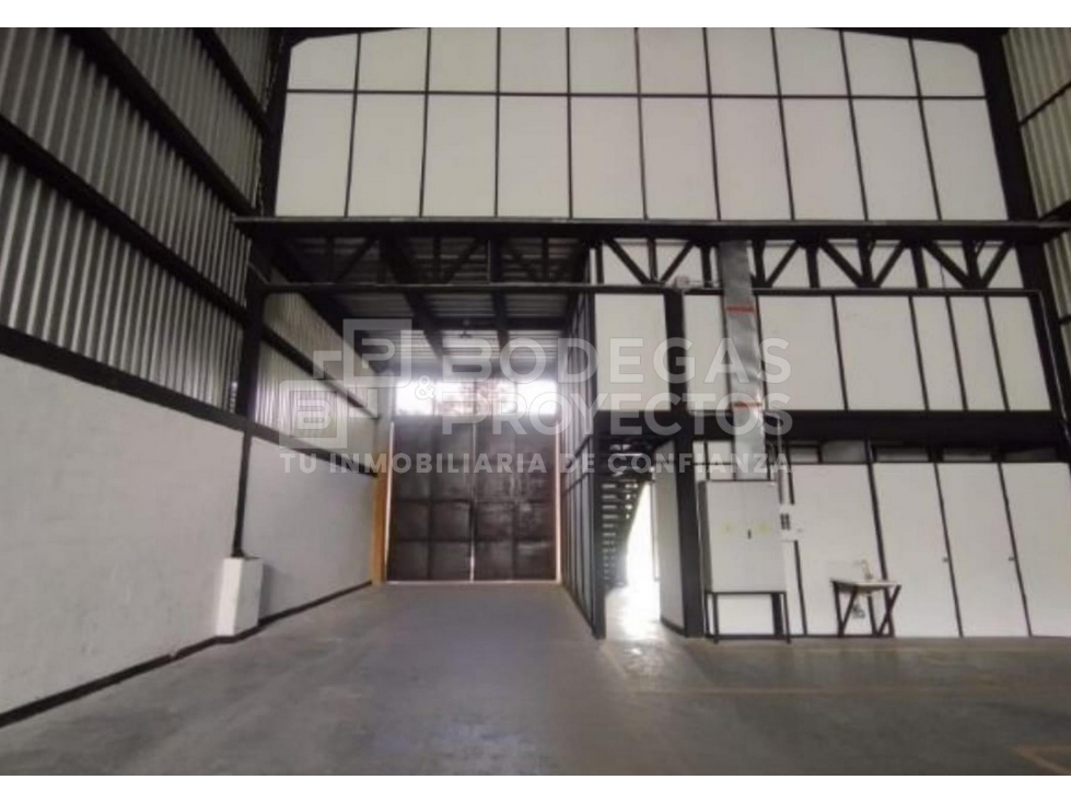 ARRIENDO BODEGA EN CALDAS - 2