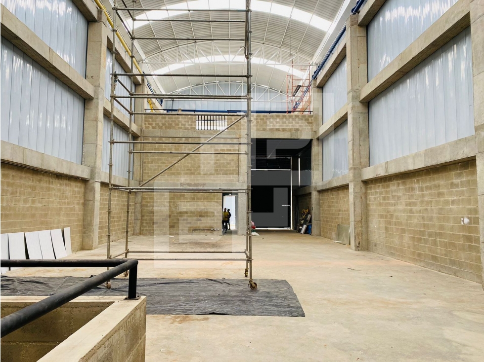 BODEGA PARA ARRIENDO EN CALDAS - 5