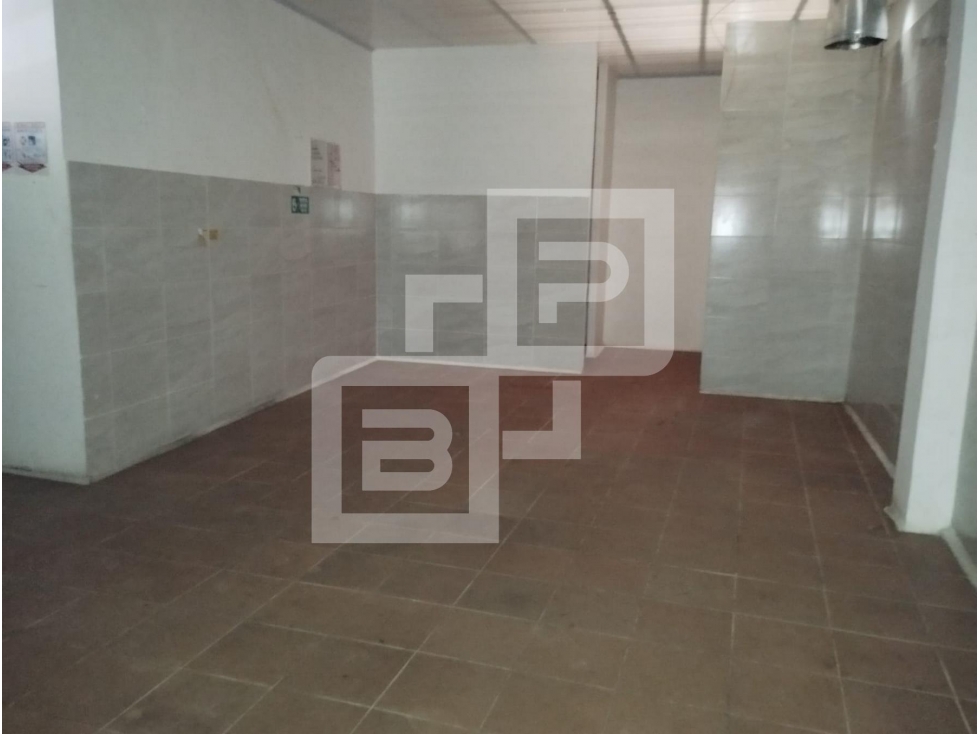 ARRIENDO LOCAL POBLADO MANILA - 5