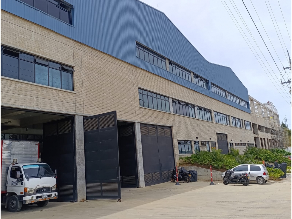 BODEGA EN ARRIENDO GUARNE - AUTOPISTA MEDELLIN-BOGOTA - 2