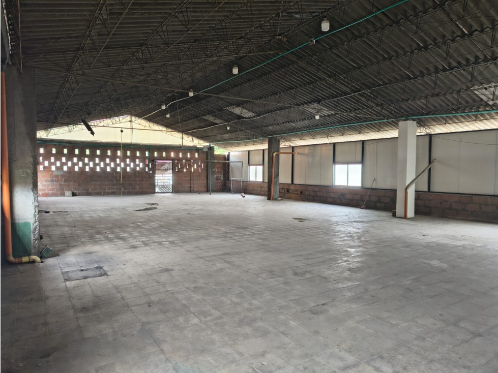 BODEGA DIPONIBLE PARA ARRIENDO EN PERPETUO SOCORRO — foto 6