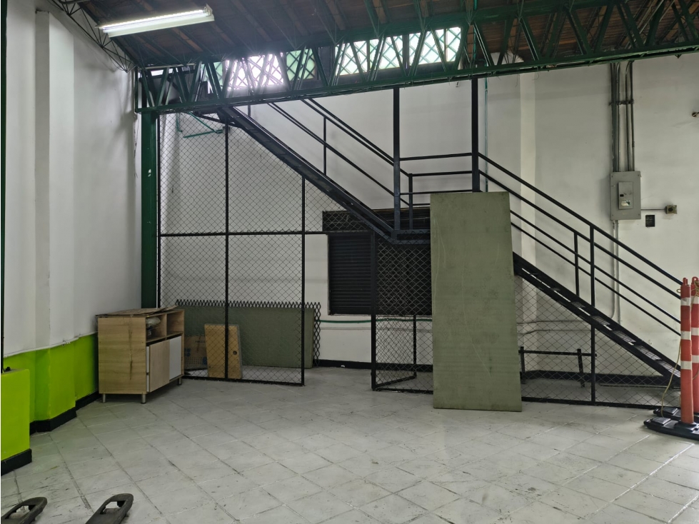 BODEGA DISPONIBLE PARA ARRIENDO UBICADA EN PERPETUO SOCORRO — foto 4