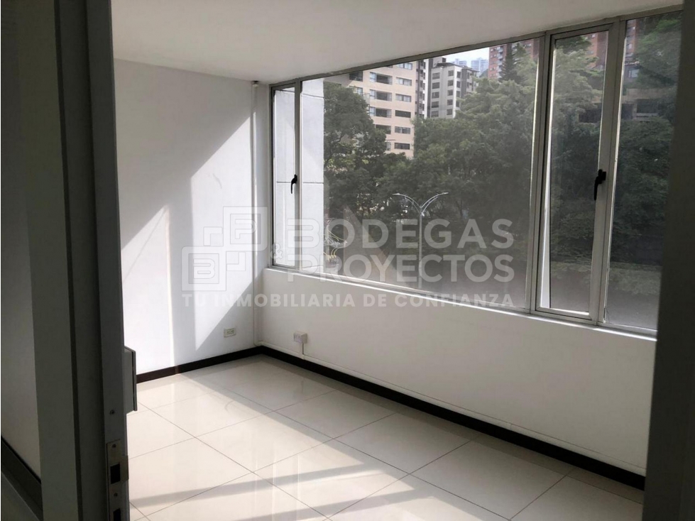 OFICINA DISPONIBLE PARA ARRIENDO EN MEDELLIN — foto 4