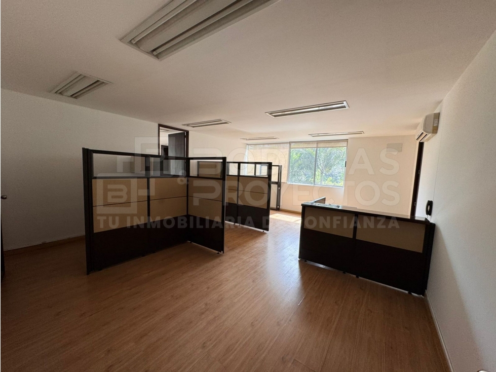 OFICINA DISPONIBLE PARA ARRIENDO