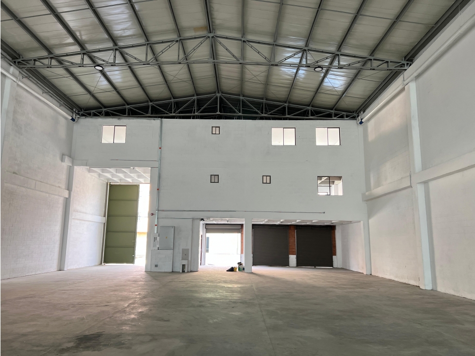 BODEGA NUEVA EN ARRIENDO LA TABLAZA, VARIANTE A CALDAS - 3