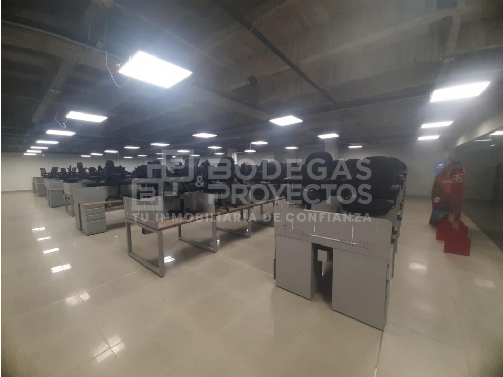 ARRIENDO OFICINAS DISPONIBLE SECTOR ITAGUI - 5