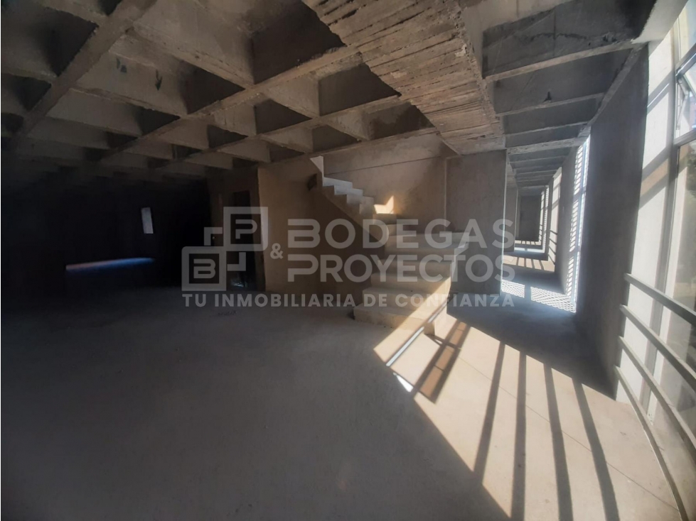 EDIFICIO DISPONIBLE PARA ARRIENDO EN MEDELLÍN - 5