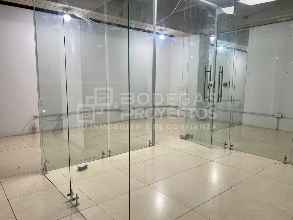 LOCAL DISPONIBLE PARA ARRIENDO EN MEDELLÍN — foto 4
