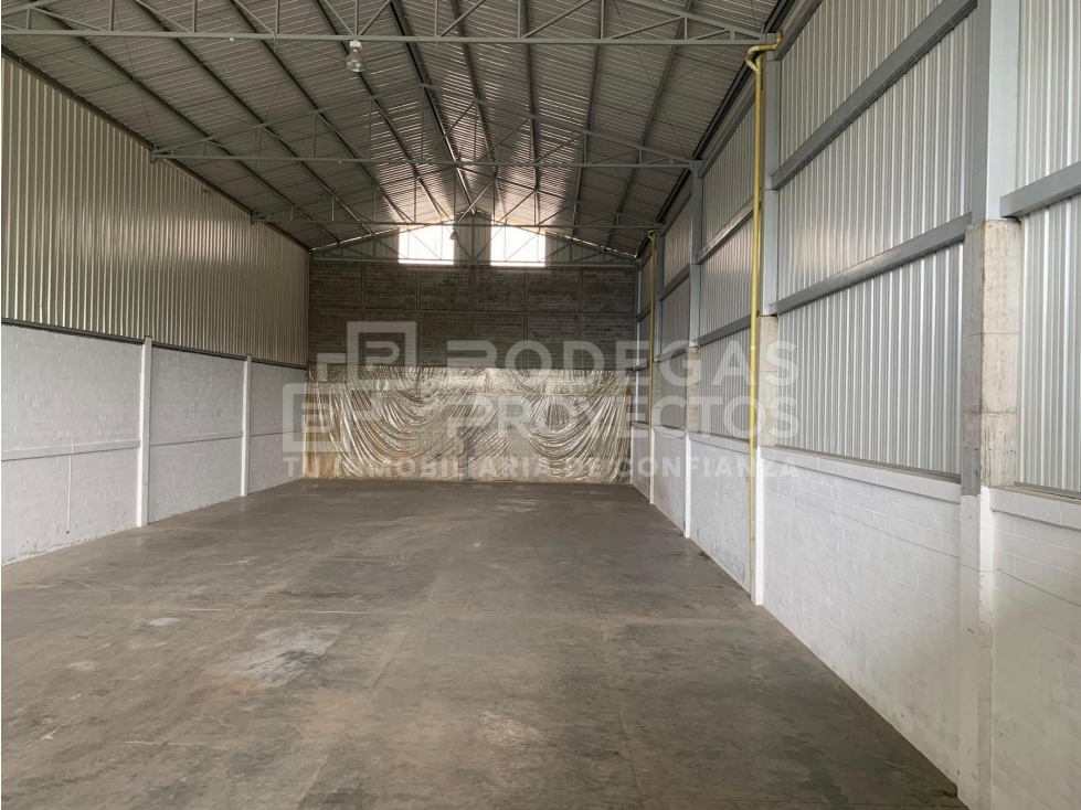 BODEGA DISPONIBLE PARA VENTA EN LA ESTRELLA - 3