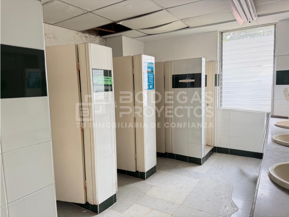 OFICINAS DISPONIBLE PARA ARRIENDO EN BELLO - 6