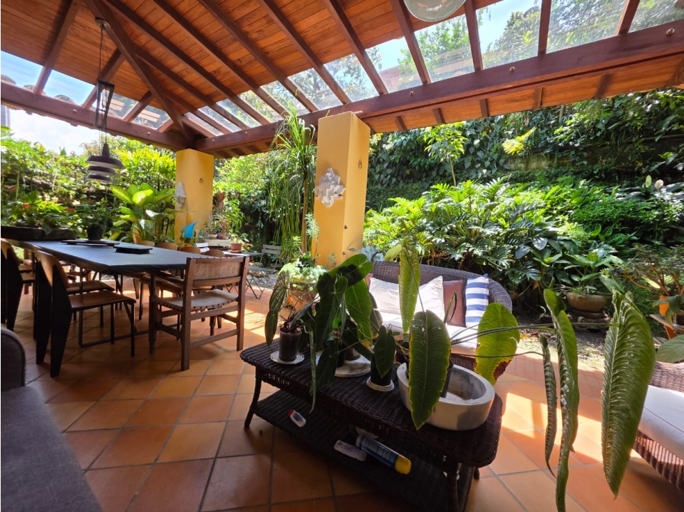 Casa en venta, Hermosa gran jardín, El Poblado, La Tomatera — foto 2