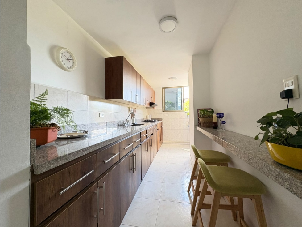 Apartamento en venta, vista a verde, El Poblado, La Frontera +C — foto 6
