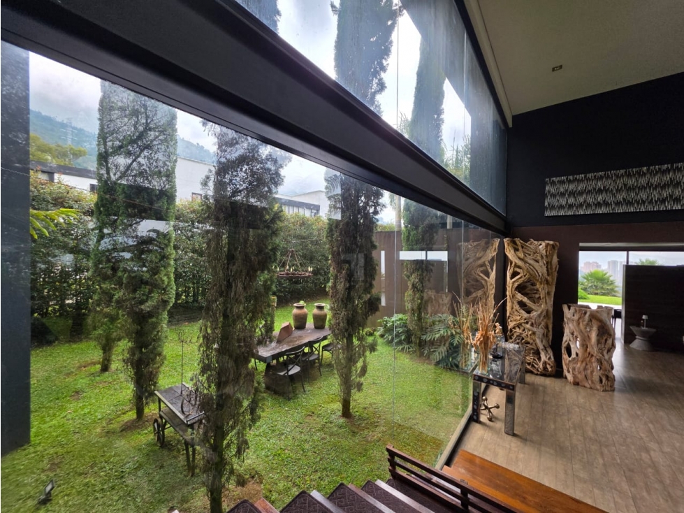 Casa en venta Parte baja Avenida Las Palmas, unidad cerrada. — foto 4