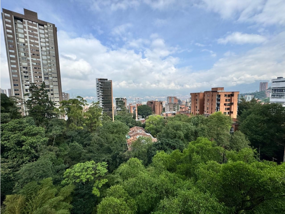 Apartamento en venta, Elegante, Vista a Verde, El Pobado, La Concha +C