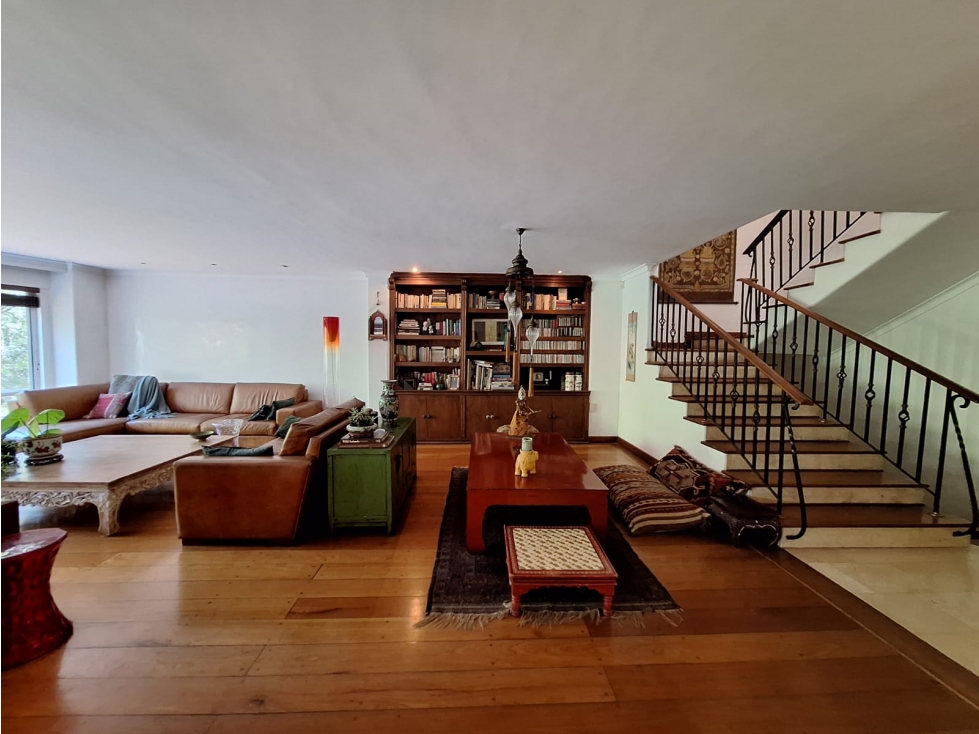 Casa en venta, El Poblado, sector San Lucas, Medellín — foto 2