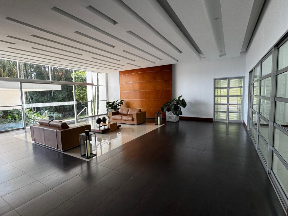 Apartamento a la venta, El Poblado, Loma El Tesoro, Parte Alta +C