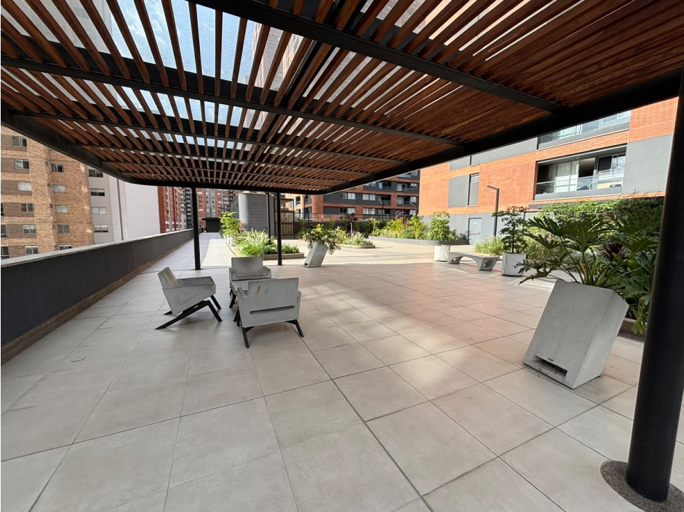 Apartamento en venta, piso alto, vista, Ciudad del Rio; Medellín — foto 4