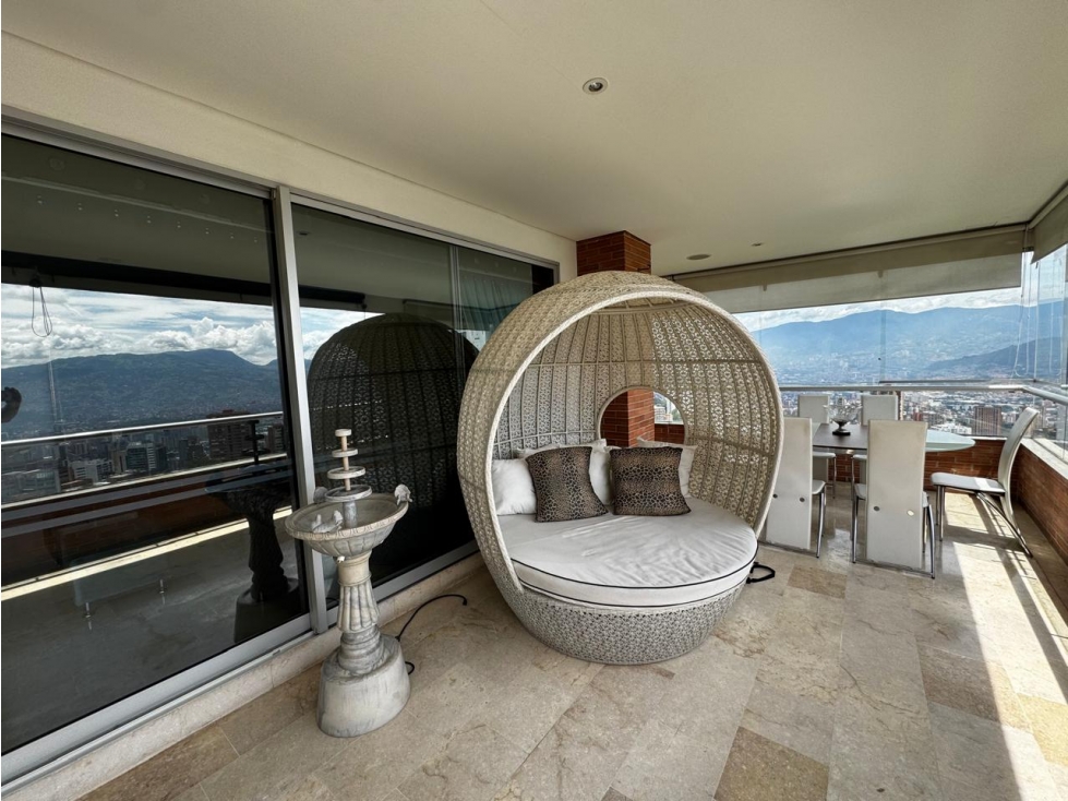 Apartamento a la venta, El Poblado, Loma El Tesoro, Parte Alta +C — foto 5