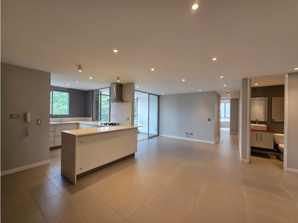 Apartamento en venta, Modernos acabados, Las Palmas; El Poblado — foto 5