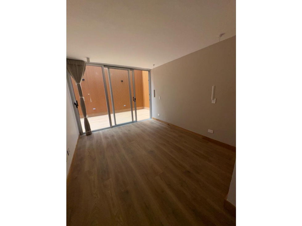 VENDO APARTAMENTO EN PRIMER PARQUE DE LAURELES MEDELLÍN — foto 3