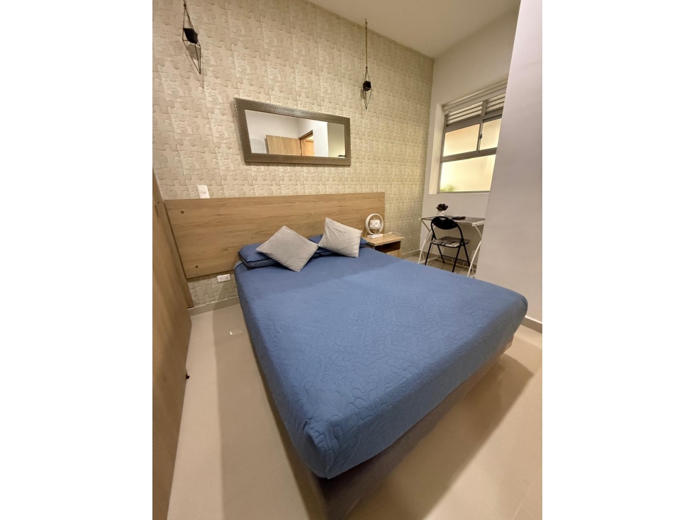 SE ARRIENDA HABITACION EN LAURELES MEDELLIN