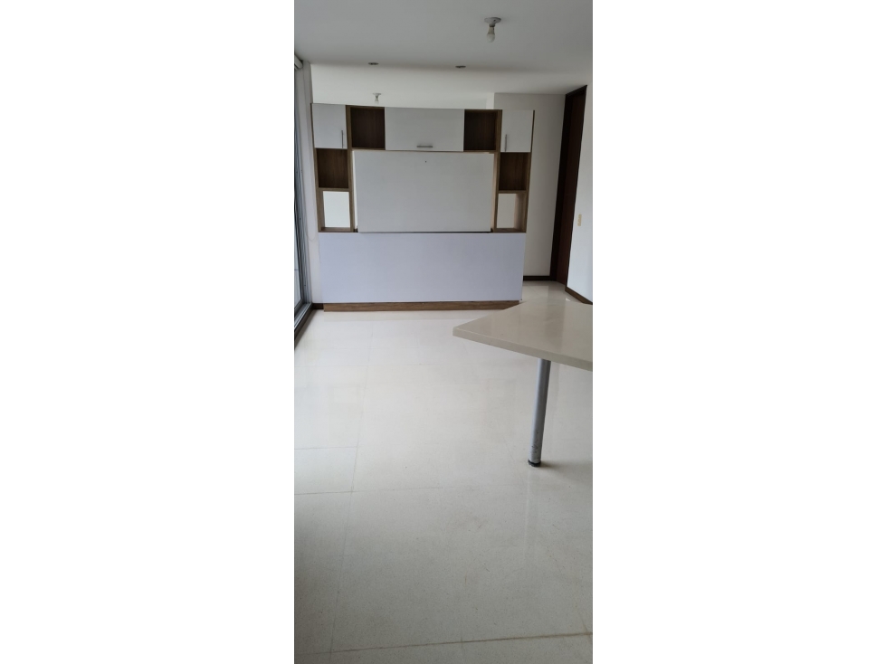 SE VENDE APARTAMENTO EN LAURELES MEDELLIN — foto 3