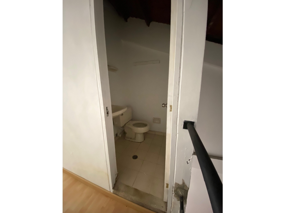 SE VENDE LOCAL EN LA AMERICA SAN JUAN MEDELLIN