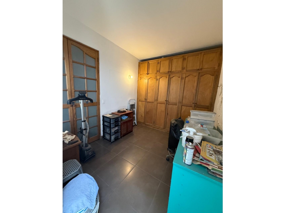 SE VENDE CASA LOTE EN LAURELES