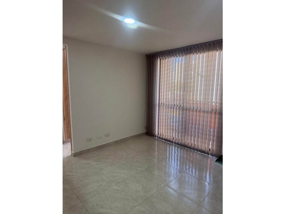 Se arrienda apartamento urbanizacion bosque Ceibal — foto 4
