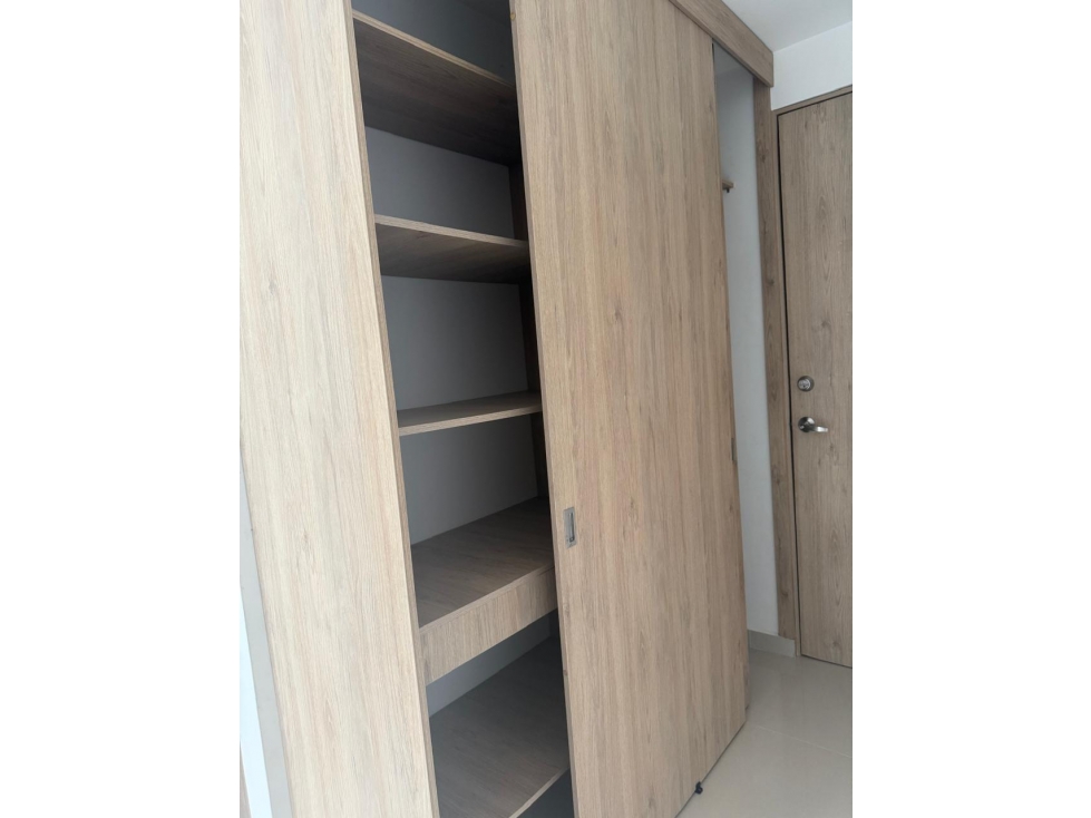 SE ARRIENDA HABITACION EN LAURELES MEDELLIN - 5