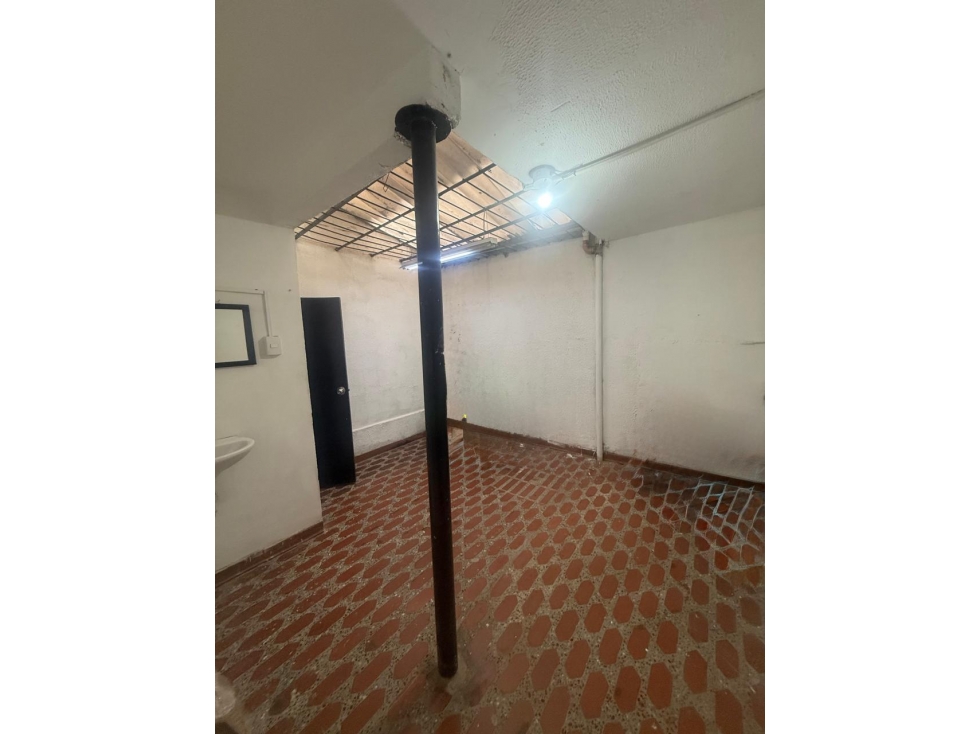 BODEGA EN ARRIENDO EN LA AMERICA - 4