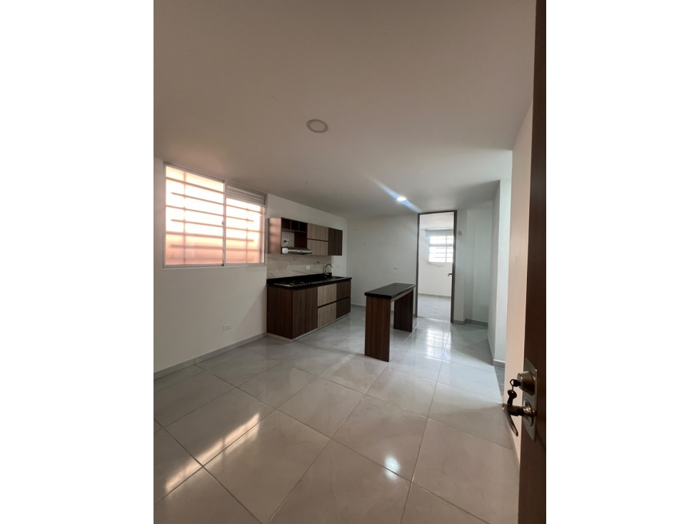 SE ARRIENDA APARTAMENTO EN BOSTON MEDELLIN