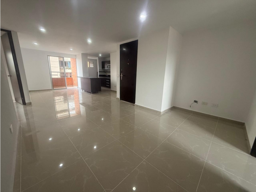 SE ARRIENDA APARTAMENTO EN LAURELES MEDELLIN — foto 4