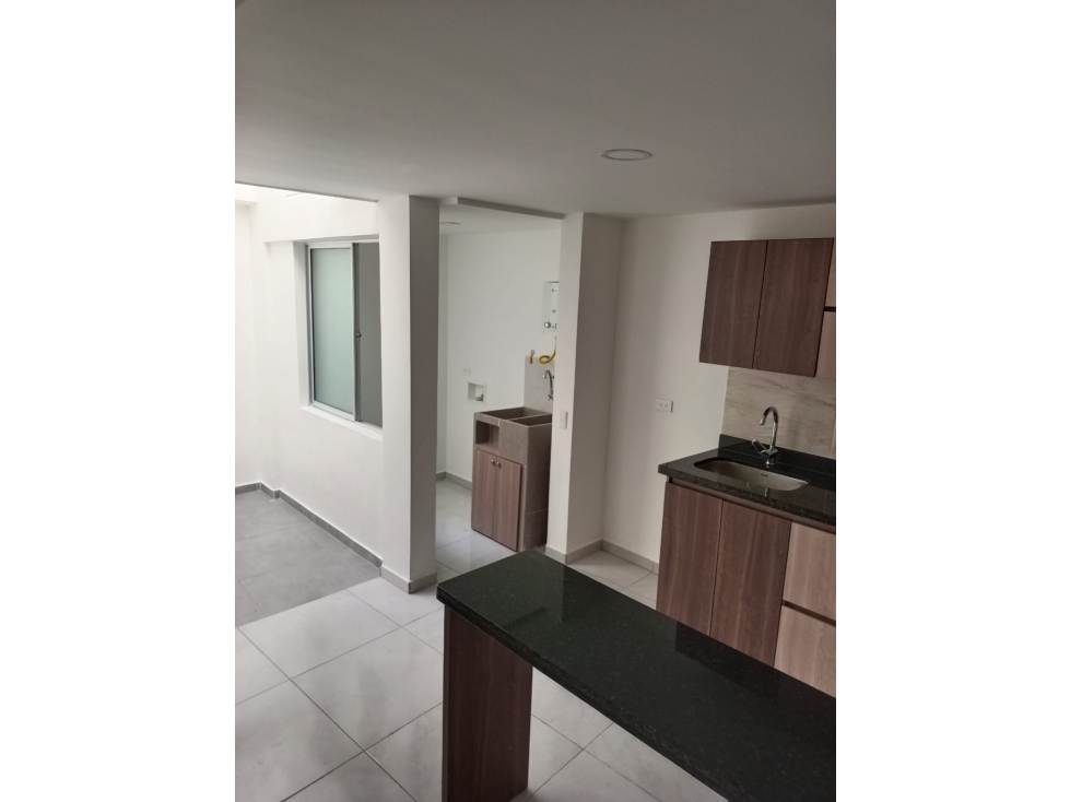 SE ARRIENDA APARTAMENTO EN BOSTON MEDELLIN - 5