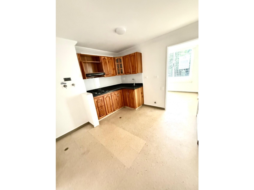 SE VENDE APARTAMENTO-LAURELES MEDELLIN — foto 4