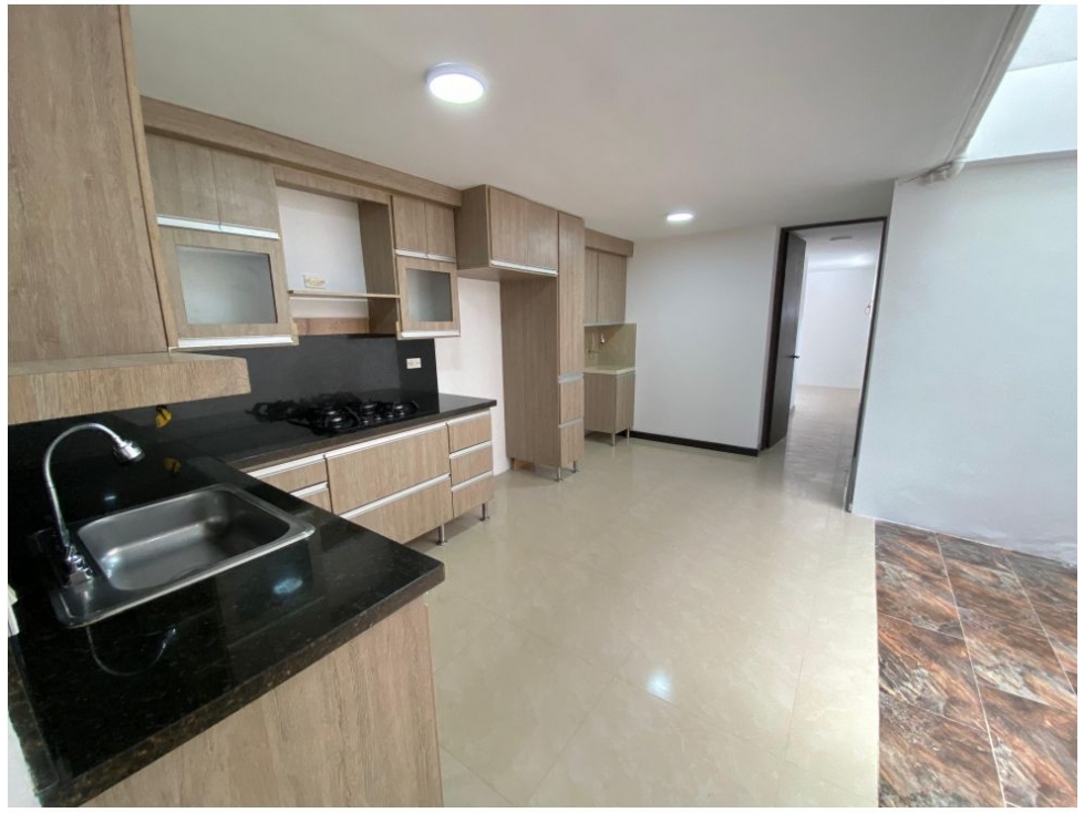 CASA EN VENTA EN SANTA MONICA MEDELLIN — foto 4