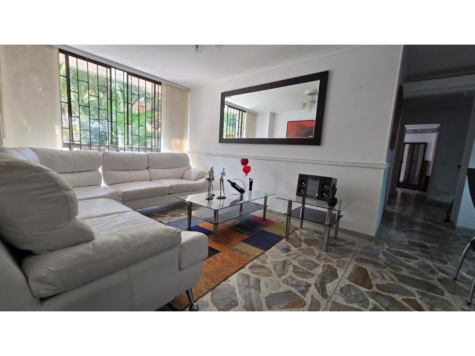 SE VENDE APARTAMENTO SEGUNDO PARQUE DE LAURELES MEDELLIN — foto 2